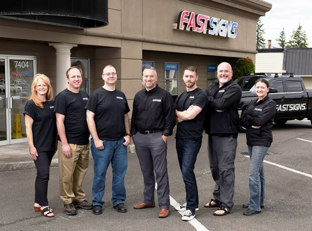 FASTSIGNS of Everett Staff